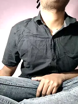 Dusky Aarav online show from 16, 12, 2025