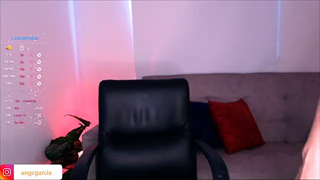 Valengarcia  online show from 16, 12, 2024