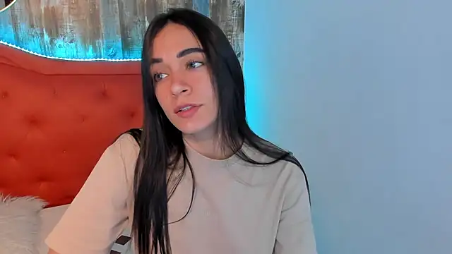 Snapshot of Emma_Sophia2 chatting on 26, 2, 2025 Emma Sophia2 online show from 26, 2, 2025