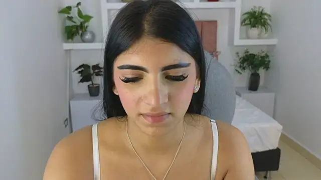 Snapshot of maiaa_ruiz chatting on 3, 6, 2026 maiaa ruiz online show from 3, 6, 2026