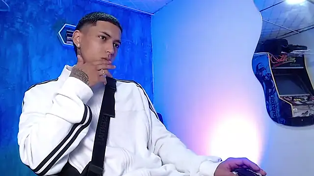 Liam lee online show from 3, 1, 2025