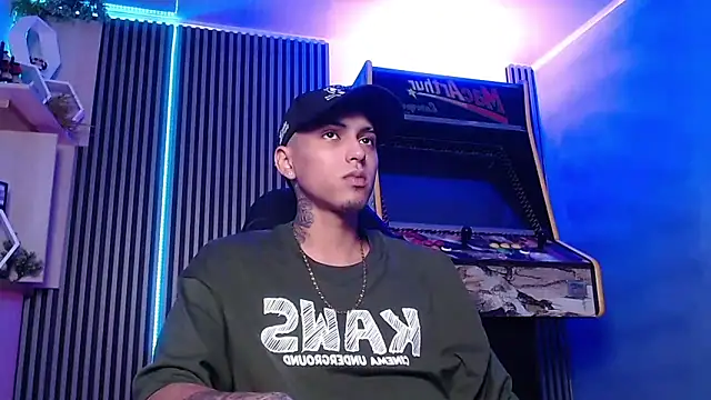 Liam lee online show from 20, 3, 2025