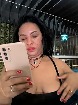 Francesca ferrari online show from 16, 9, 2025