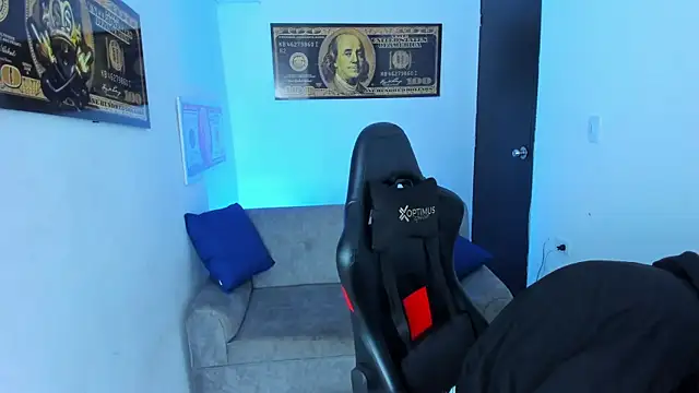 TylerWhite  online show from 23, 2, 2025