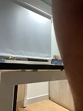 Snapshot of therawnomad chatting on 13, 12, 2025 therawnomad online show from 13, 12, 2025