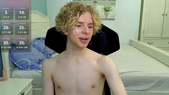 Snapshot of Kudi_Minnt chatting on 26, 10, 2025 Kudi Minnt online show from 26, 10, 2025