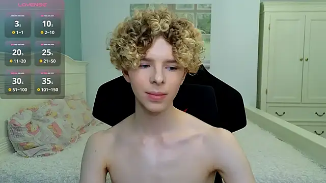 Snapshot of Kudi_Minnt chatting on 28, 10, 2025 Kudi Minnt online show from 28, 10, 2025