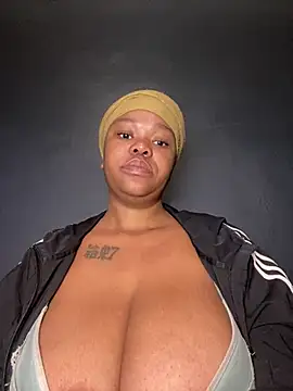 Snapshot of Mandy-101 chatting on 9, 7, 2026 Mandy-101 online show from 9, 7, 2026