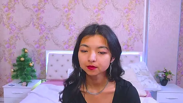 Snapshot of Shy_Kira chatting on 26, 12, 2024 Shy Kira online show from 26, 12, 2024