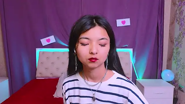 Snapshot of Shy_Kira chatting on 12, 2, 2025 Shy Kira online show from 12, 2, 2025