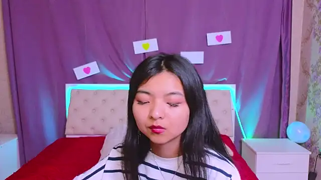 Snapshot of Shy_Kira chatting on 12, 2, 2025 Shy Kira online show from 12, 2, 2025