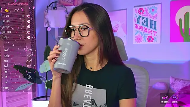 LanaBaker online show from 15, 10, 2025