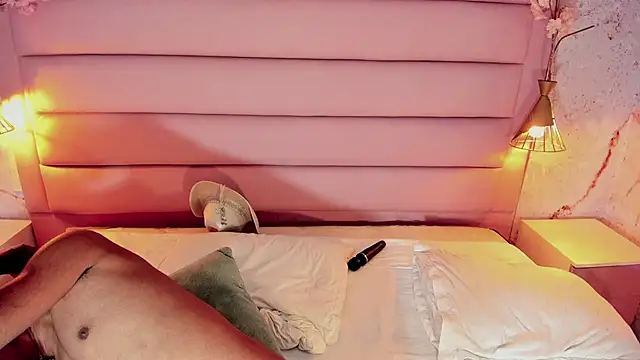 Maxim-Walker online show from 30, 9, 2025