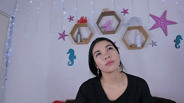 Emiily Parkerr online show from 28, 12, 2024