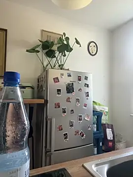 Snapshot of Off__Melonenmandy chatting on 17, 9, 2025 Off Melonenmandy online show from 17, 9, 2025