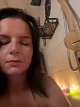 Off  Melonenmandy online show from 23, 11, 2025