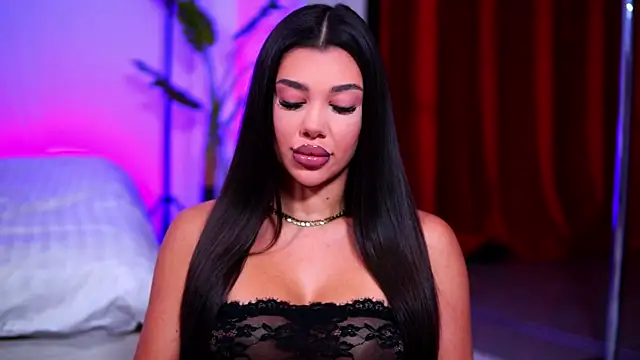 NatyDesiree online show from 2, 11, 2025