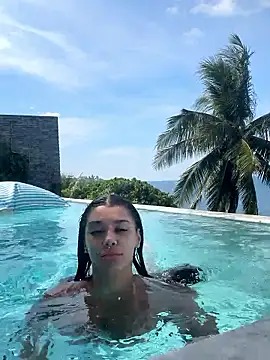 NatyDesiree online show from 9, 1, 2026