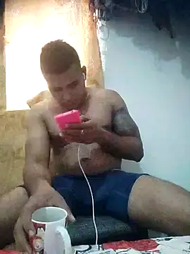 SaucyAffair0 online show from 26, 3, 2026