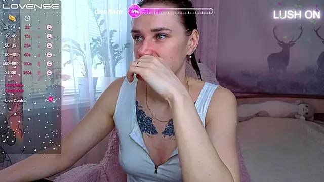 Snapshot of Bella__Swoon chatting on 22, 4, 2026 Bella Swoon online show from 22, 4, 2026