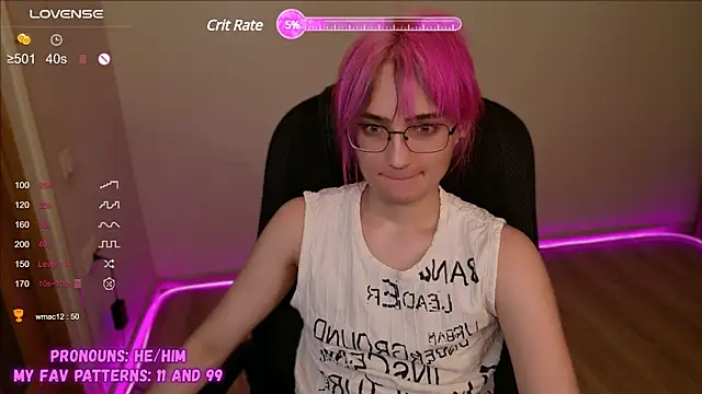Snapshot of CuteYukiKun chatting on 2, 2, 2025 CuteYukiKun online show from 2, 2, 2025