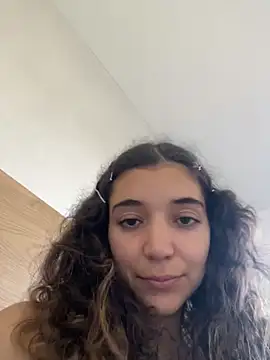 Snapshot of uniquerossie chatting on 13, 11, 2025 uniquerossie online show from 13, 11, 2025