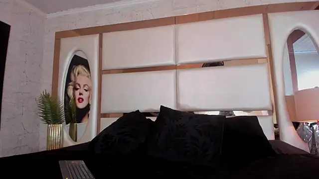 ALAN SANTHOS online show from 6, 3, 2026