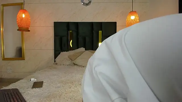 Snapshot of Levy_Steve chatting on 5, 11, 2025 Levy Steve online show from 5, 11, 2025