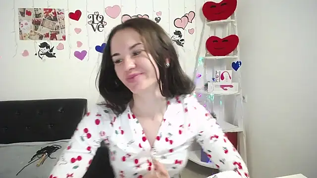 KaraCriegs online show from 26, 2, 2025