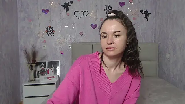 KaraCriegs online show from 3, 3, 2025