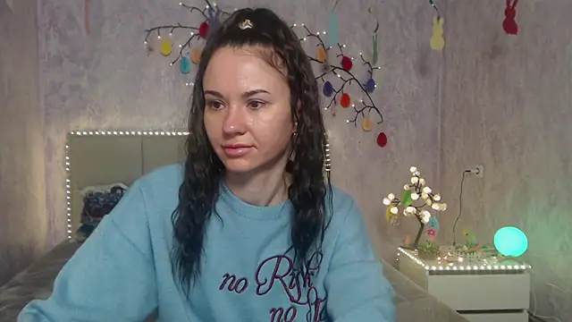 Snapshot of KaraCriegs chatting on 1, 4, 2026 KaraCriegs online show from 1, 4, 2026