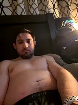 Snapshot of caliguy37 chatting on 4, 12, 2024 caliguy37 online show from 4, 12, 2024