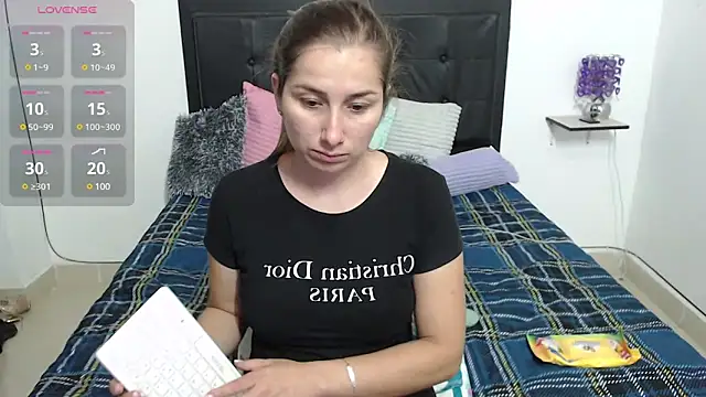 Iris love18 online show from 13, 2, 2025