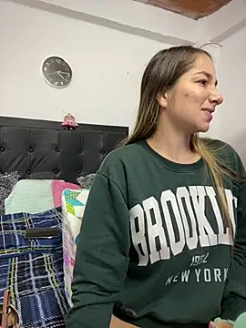 Iris love18 online show from 6, 3, 2025