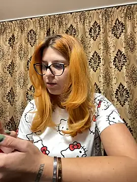 Snapshot of NadiraNoor chatting on 11, 1, 2025 NadiraNoor online show from 11, 1, 2025