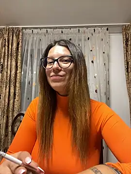 Snapshot of NadiraNoor chatting on 10, 9, 2025 NadiraNoor online show from 10, 9, 2025