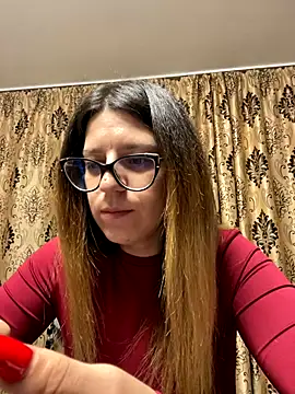Snapshot of NadiraNoor chatting on 9, 10, 2025 NadiraNoor online show from 9, 10, 2025
