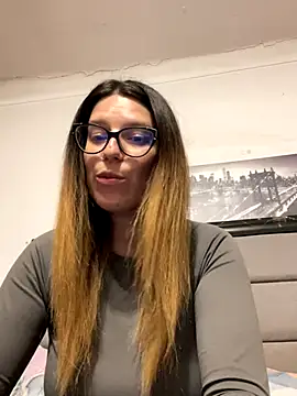 Snapshot of NadiraNoor chatting on 11, 10, 2025 NadiraNoor online show from 11, 10, 2025