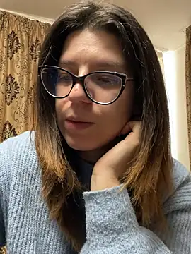 NadiraNoor online show from 3, 3, 2026