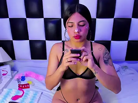 Snapshot of arianaa_tompsoon chatting on 30, 10, 2025 arianaa tompsoon online show from 30, 10, 2025