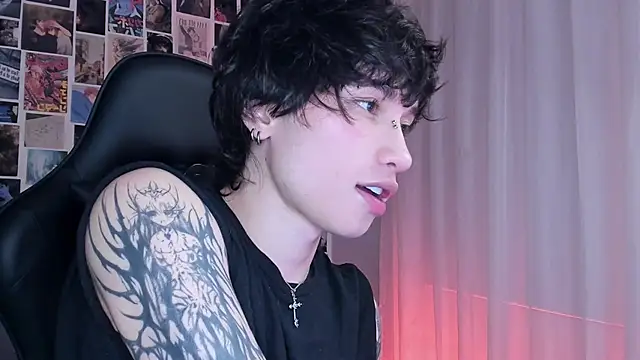 liamelf online show from 4, 1, 2025