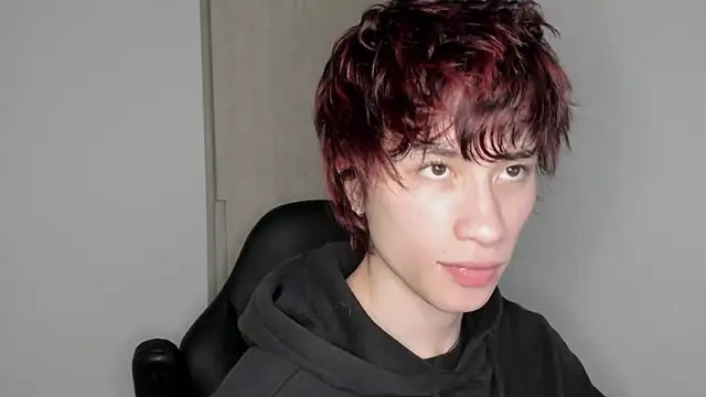 Snapshot of liamelf chatting on 15, 1, 2026 liamelf online show from 15, 1, 2026