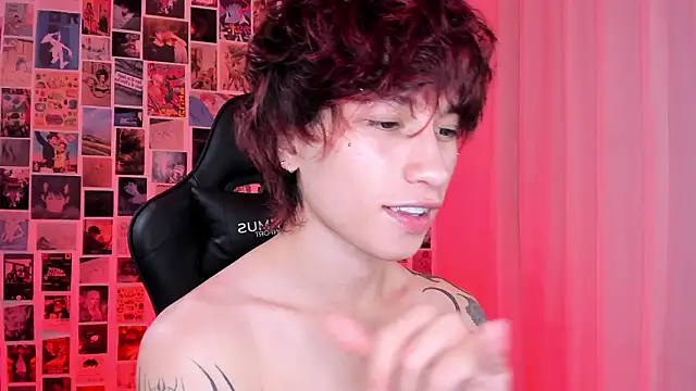 Snapshot of liamelf chatting on 5, 3, 2026 liamelf online show from 5, 3, 2026