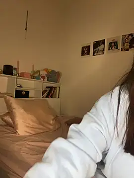 milkyhonybaby online show from 20, 2, 2026