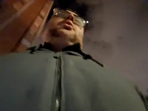 Javier bear online show from 15, 2, 2025