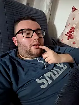 Javier bear online show from 21, 2, 2025