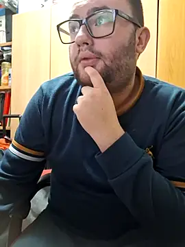 Javier bear online show from 14, 3, 2025