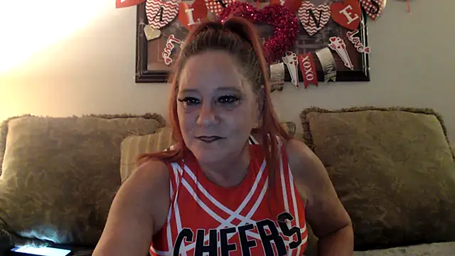 Snapshot of LexxiLeeds chatting on 10, 2, 2025 LexxiLeeds online show from 10, 2, 2025