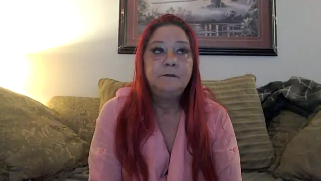 Snapshot of LexxiLeeds chatting on 10, 10, 2025 LexxiLeeds online show from 10, 10, 2025