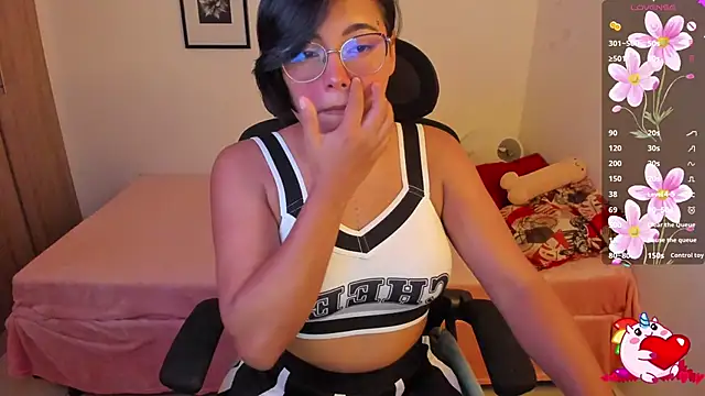 Snapshot of MonieLodge chatting on 30, 1, 2025 MonieLodge online show from 30, 1, 2025